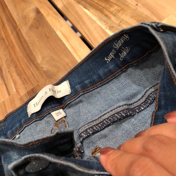 super cute boutique skinny jeans - Picture 2 of 3